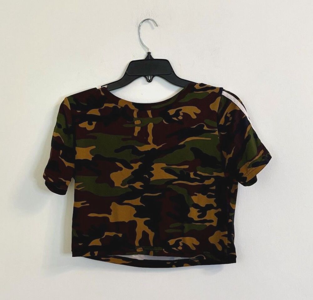 JNK Camo Crop Top Women’s Size Large Short Sleeve Stretch Shirt
